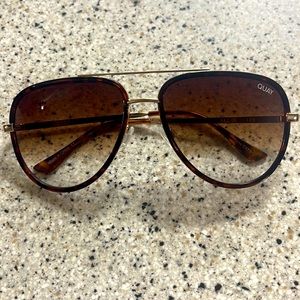 All In Quay sunglasses unisex